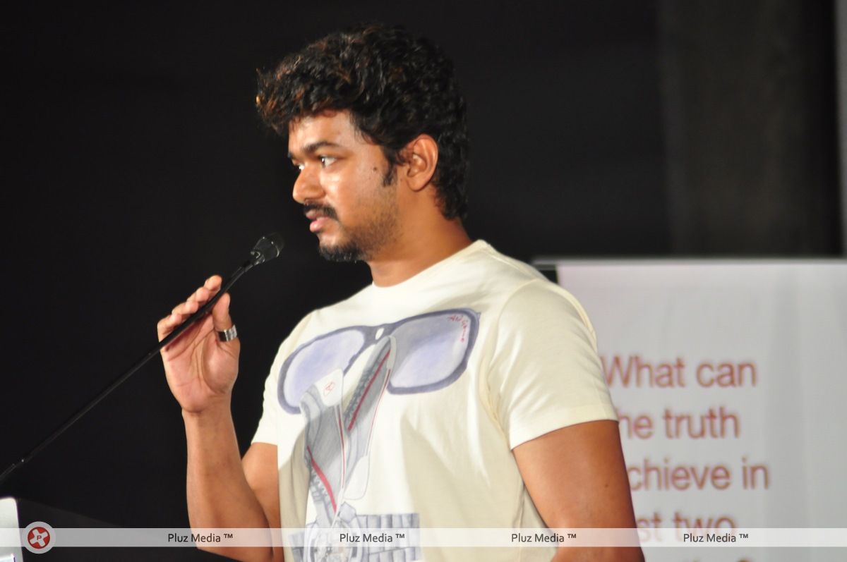 Vijay - Vijay at Urumi Audio Release - Pictures | Picture 125268